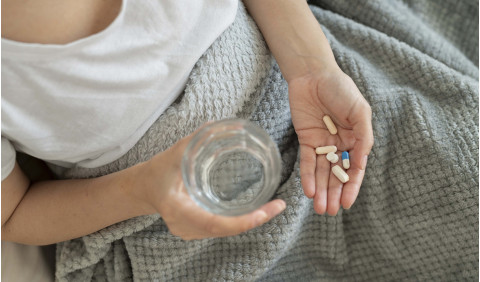 Os melhores suplementos para dormir: melatonina e mais opções naturais