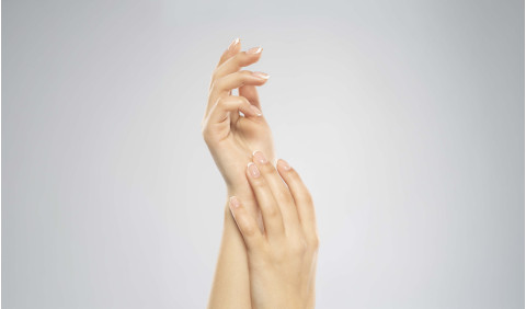 Unhas fracas e quebradiças: o que fazer, que vitaminas tomar e como fortalecer